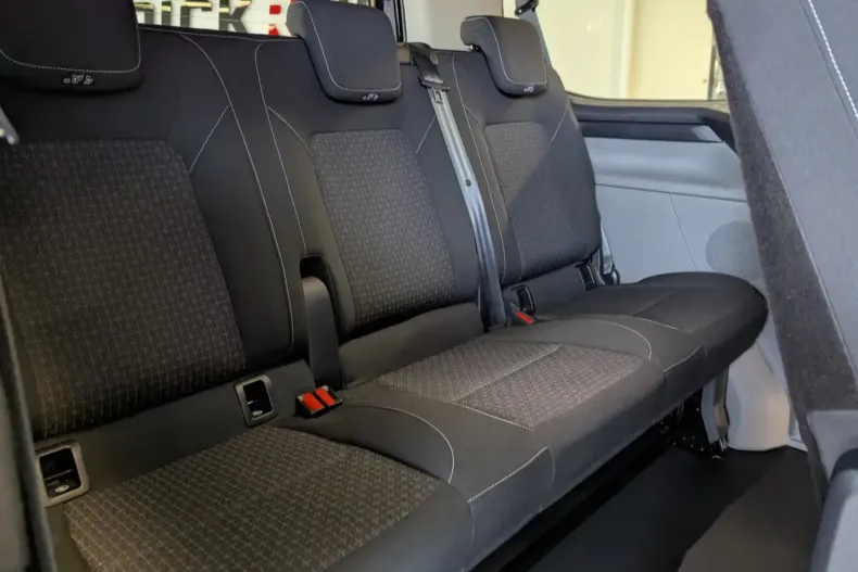 Ford Transit Custom din 2025 cu 9.831 km - oferta FOR165546 - foto 16