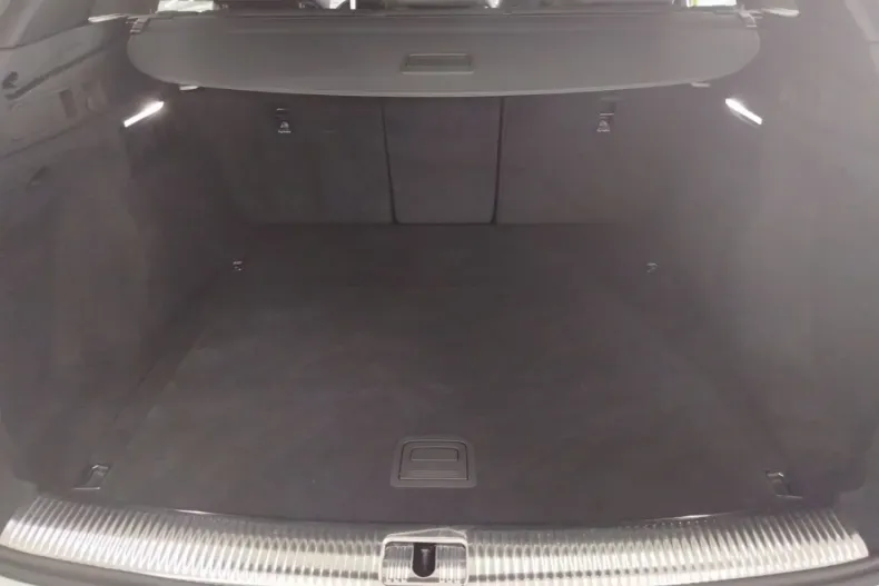 Audi SQ5 din 2022 cu 40.019 km - oferta AUD165548 - foto 5