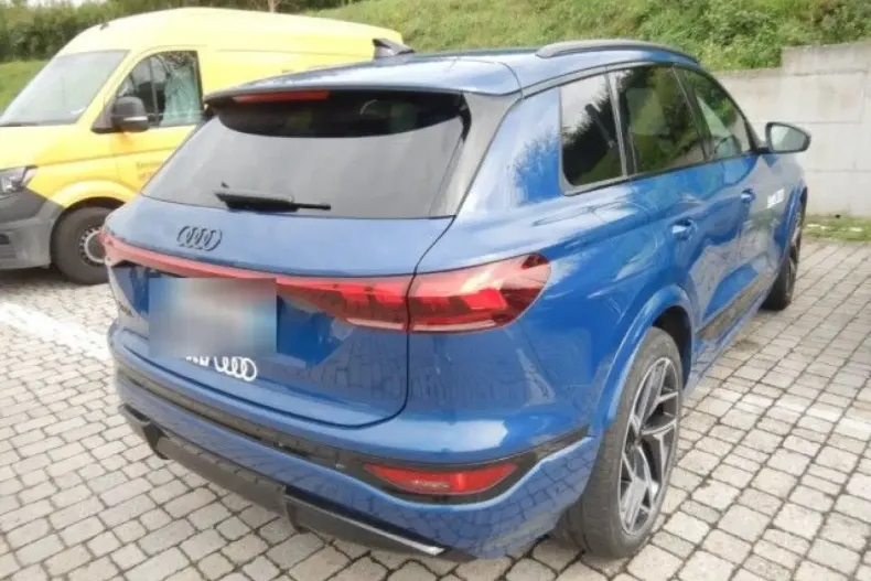 Audi SQ6 e-tron din 2024 cu 15.852 km - oferta AUD165550 - foto 7