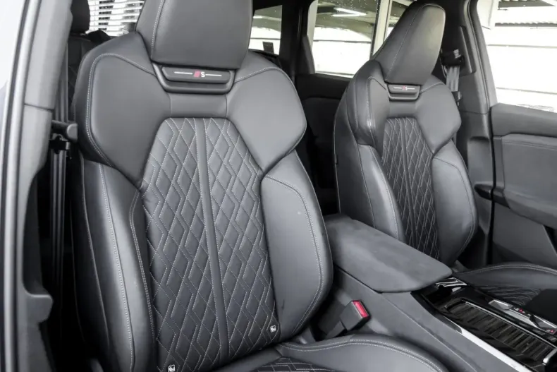 Audi SQ6 e-tron din 2024 cu 13.932 km - oferta AUD165552 - foto 6