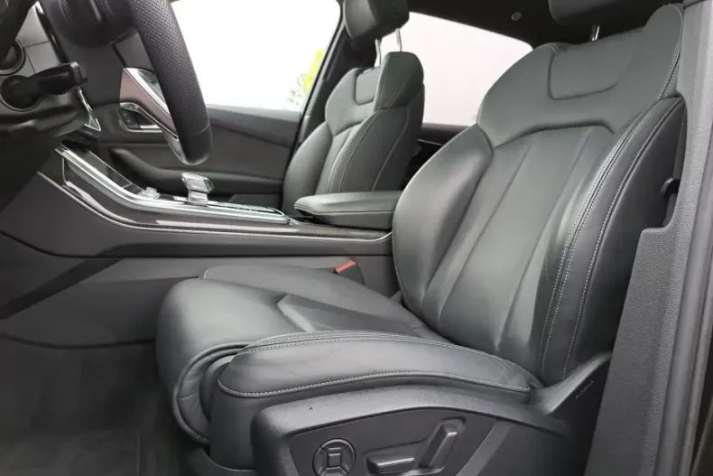 Audi SQ7 din 2021 cu 32.432 km - oferta AUD165554 - foto 18