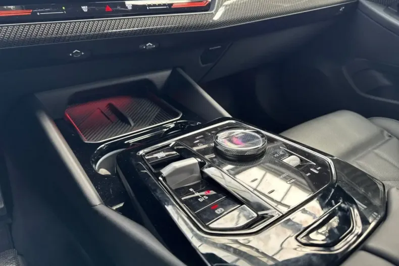 BMW 520 din 2024 cu 25.553 km - oferta BMW165563 - foto 8