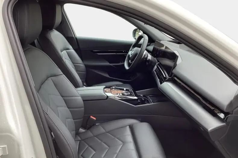 BMW 520 din 2024 cu 27.400 km - oferta BMW165565 - foto 13