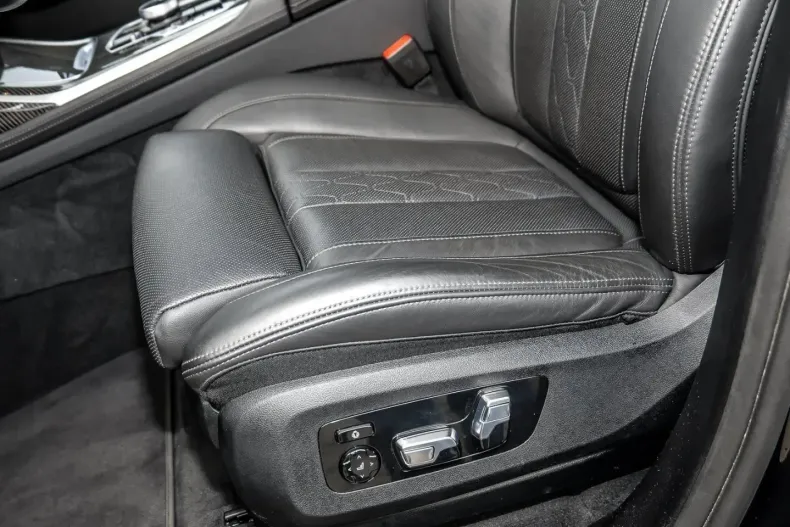 BMW X7 din 2023 cu 83.925 km - oferta BMW165569 - foto 21