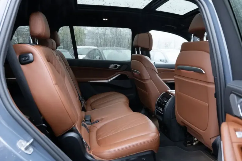 BMW X7 din 2023 cu 57.961 km - oferta BMW165572 - foto 8