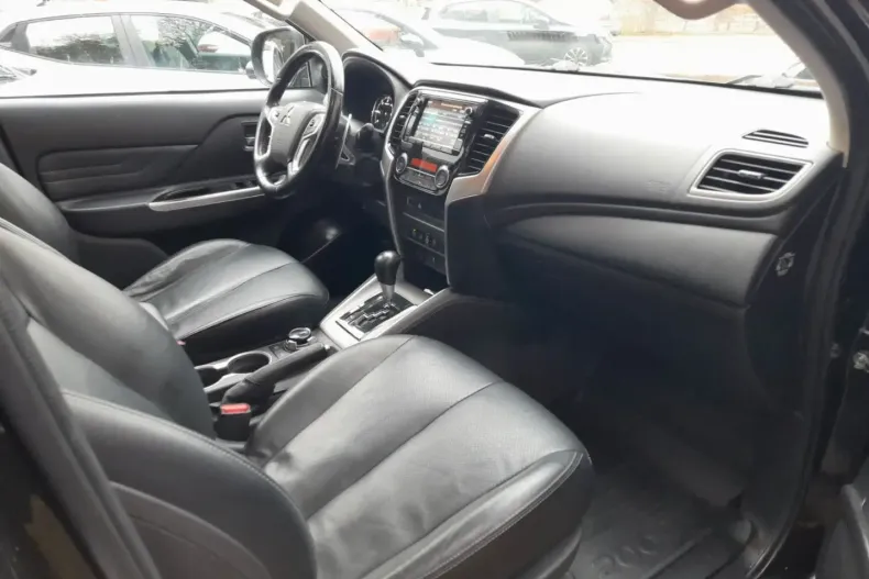 Mitsubishi L200 din 2020 cu 92.700 km - oferta MIT165575 - foto 10
