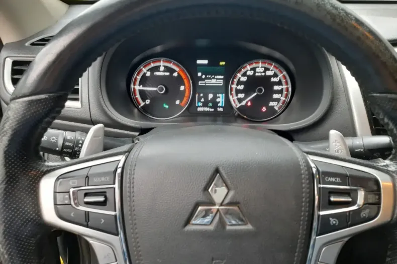 Mitsubishi L200 din 2020 cu 92.700 km - oferta MIT165575 - foto 14