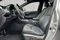 Toyota RAV4 din 2024 cu 12.562 km - oferta TOY165582 - foto 10