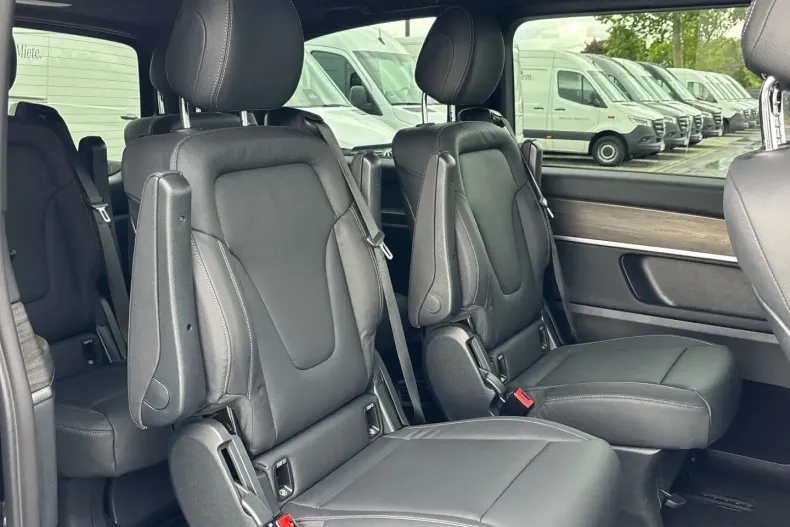 Mercedes-Benz V 300 din 2024 cu 10.350 km - oferta MER165583 - foto 11