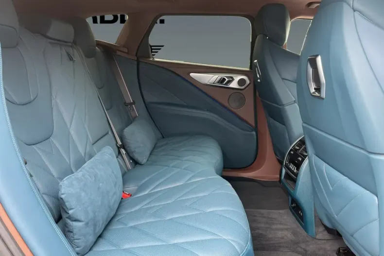 BMW XM din 2024 cu 25.530 km - oferta BMW165585 - foto 13