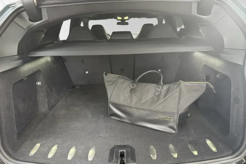 BMW XM din 2024 cu 29.747 km - oferta BMW165589 - foto 12