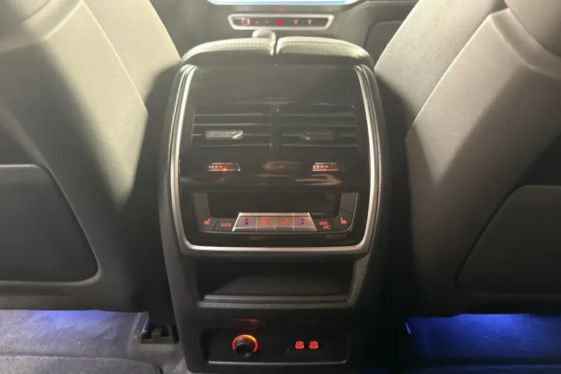 BMW XM din 2024 cu 29.747 km - oferta BMW165589 - foto 17