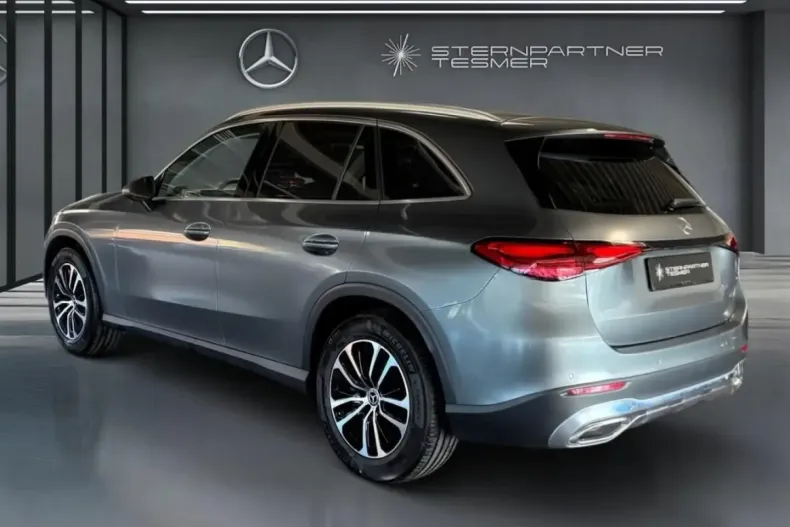 Mercedes-Benz GLC 220 din 2023 cu 41.714 km - oferta MER165623 - foto 4