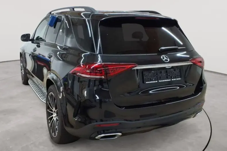 Mercedes-Benz GLE 300 din 2022 cu 73.367 km - oferta MER165631 - foto 2