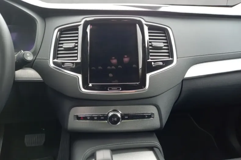 Volvo XC90 din 2024 cu 16.820 km - oferta VOL165644 - foto 14