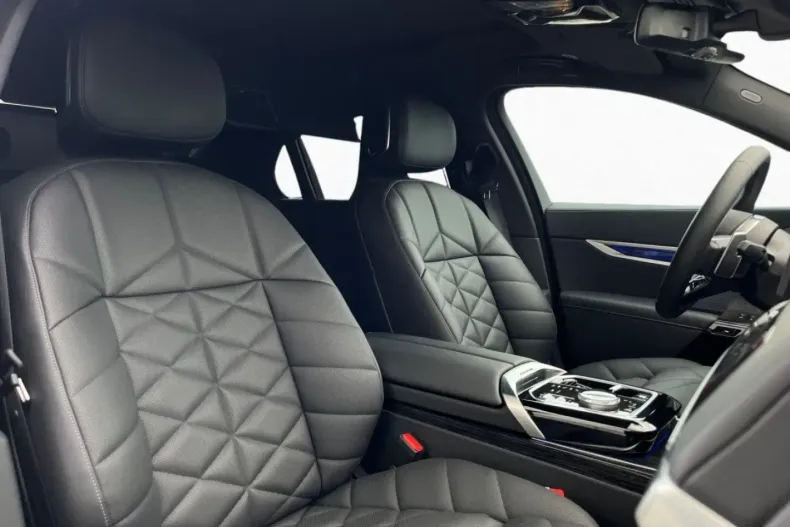 BMW 740 din 2024 cu 21.297 km - oferta BMW165661 - foto 6