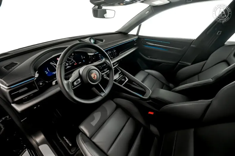 Porsche Macan din 2024 cu 3.820 km - oferta POR165672 - foto 4