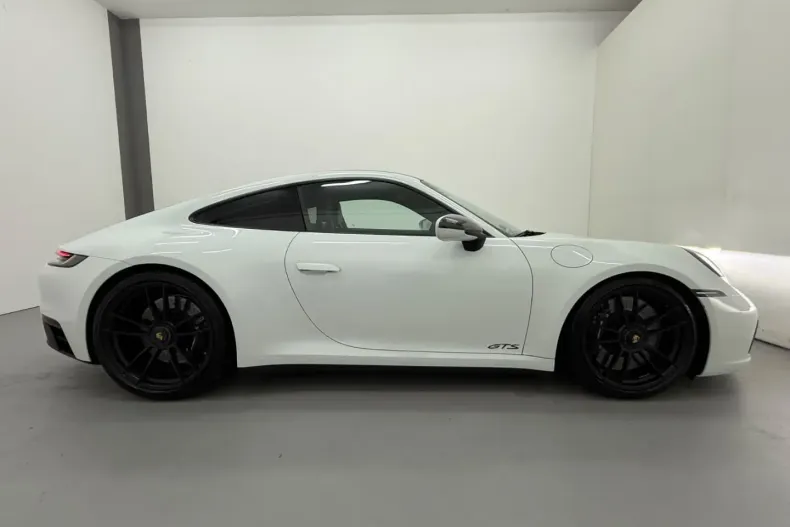 Porsche 992 din 2024 cu 4.600 km - oferta POR165674 - foto 8