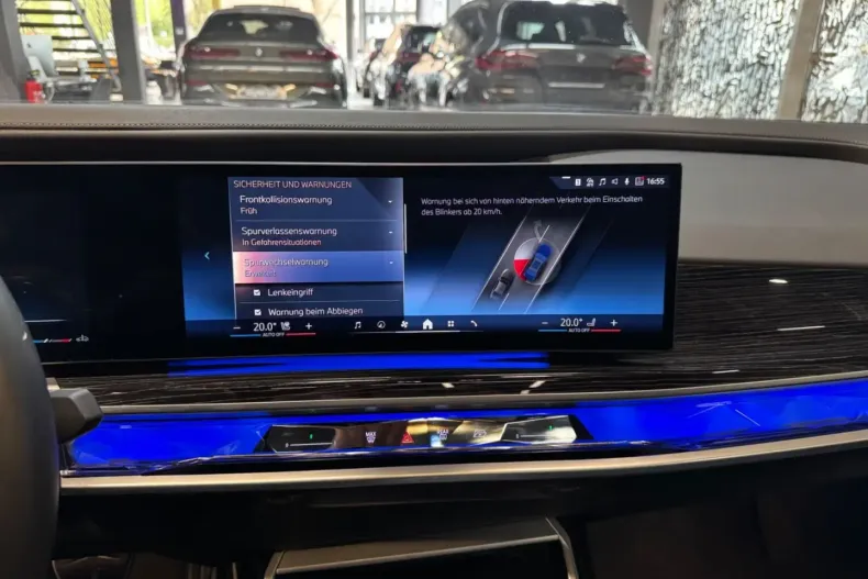 BMW 740 din 2024 cu 14.551 km - oferta BMW165677 - foto 22