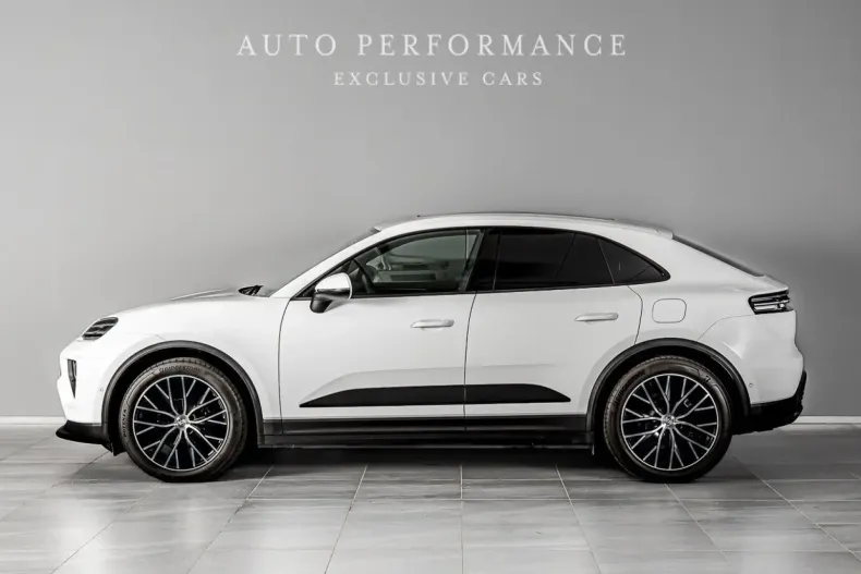 Porsche Macan din 2024 cu 9.900 km - oferta POR165680 - foto 3