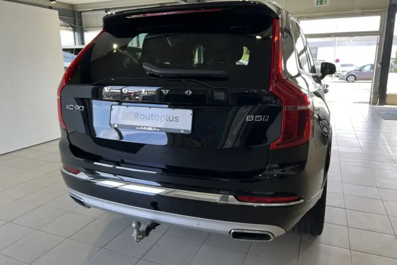 Volvo XC90 din 2020 cu 74.442 km - oferta VOL165685 - foto 7