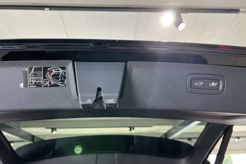 Volvo XC90 din 2020 cu 74.442 km - oferta VOL165685 - foto 17