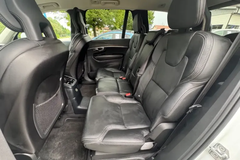 Volvo XC90 din 2020 cu 76.900 km - oferta VOL165687 - foto 13