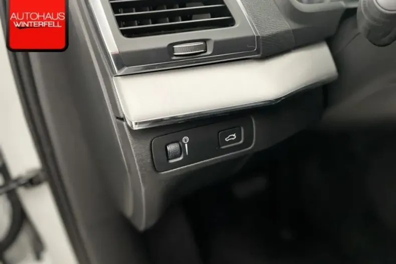 Volvo XC90 din 2020 cu 57.708 km - oferta VOL165693 - foto 16