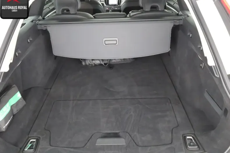 Volvo V90 Cross Country din 2023 cu 12.218 km - oferta VOL165696 - foto 13