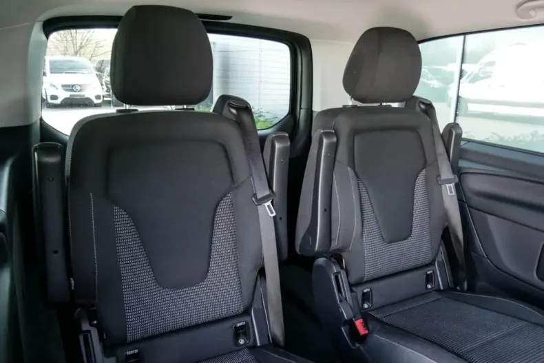 Mercedes-Benz V 220 din 2024 cu 21.100 km - oferta MER165708 - foto 6