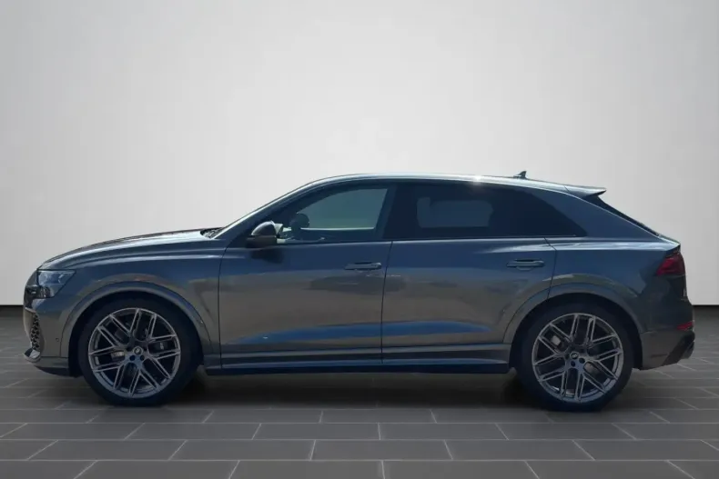 Audi RSQ8 din 2024 cu 2.032 km - oferta AUD165714 - foto 4