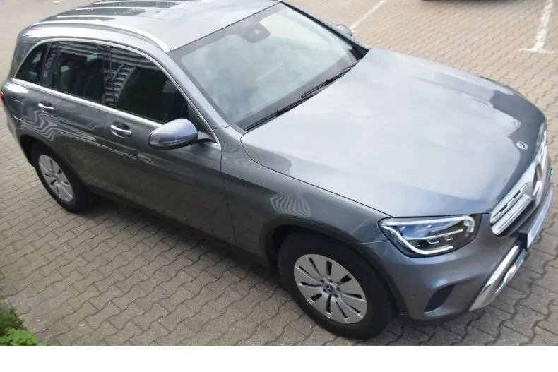 Mercedes-Benz GLC 220 din 2022 cu 84.883 km - oferta MER165718 - foto 2