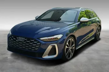 Audi S5 din 2024 - oferta AUD165720
