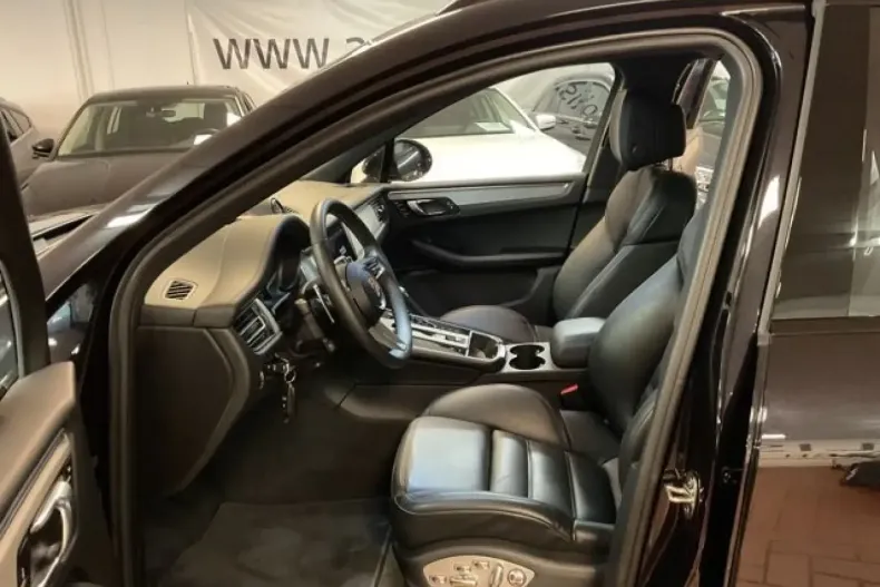 Porsche Macan din 2024 cu 10.000 km - oferta POR165725 - foto 24