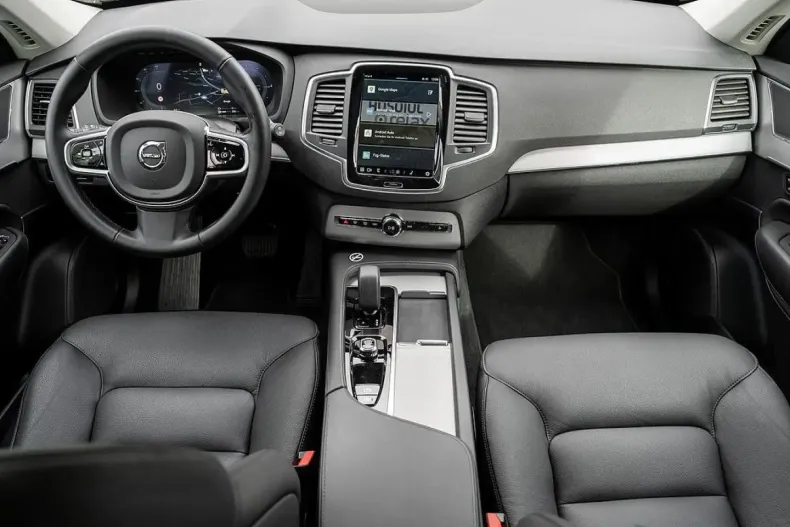 Volvo XC90 din 2024 cu 24.000 km - oferta VOL165729 - foto 8