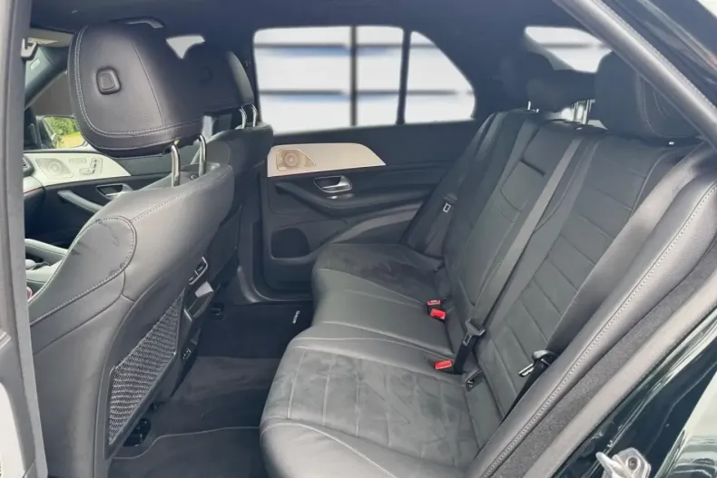 Mercedes-Benz GLE 300 din 2024 cu 18.195 km - oferta MER165765 - foto 4