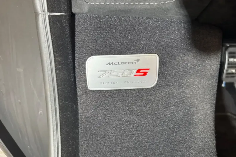 McLaren 750S din 2024 cu 2.700 km - oferta MCL165771 - foto 27