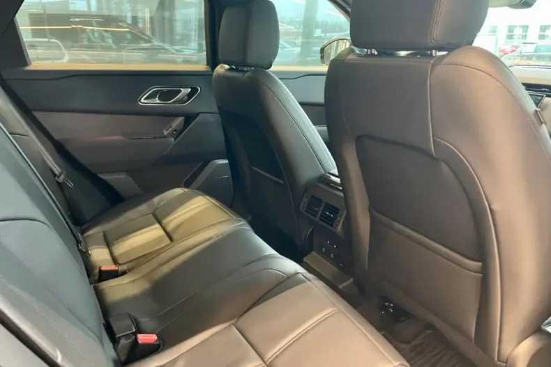 Land Rover Range Rover Velar din 2023 cu 7.863 km - oferta LAN165780 - foto 21