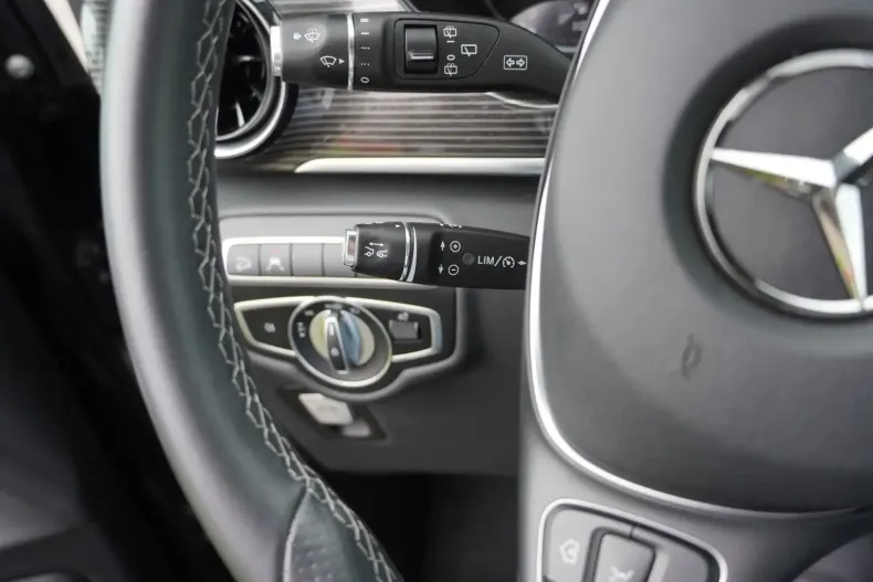 Mercedes-Benz V 300 din 2024 cu 45.828 km - oferta MER165782 - foto 31