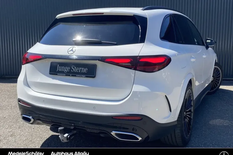 Mercedes-Benz GLC 220 din 2024 cu 20.421 km - oferta MER165785 - foto 4