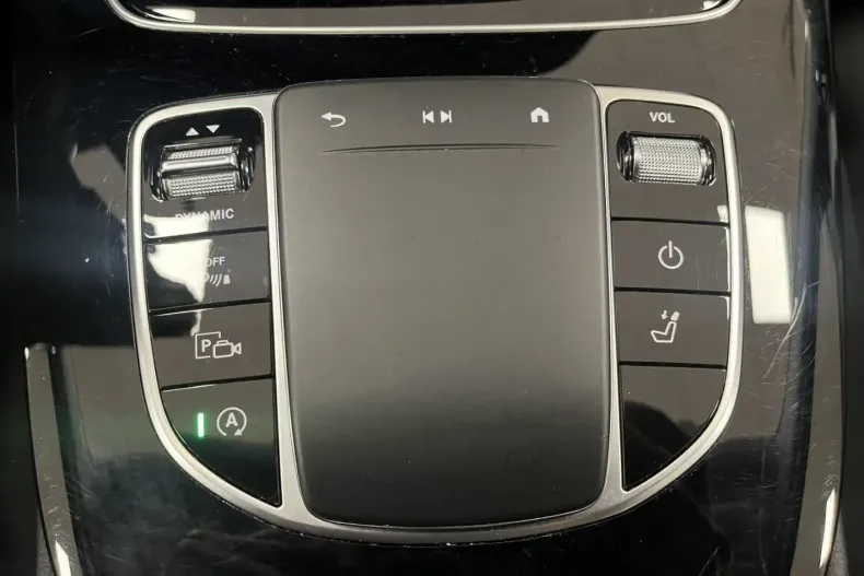 Mercedes-Benz E 300 din 2021 cu 99.987 km - oferta MER165787 - foto 24