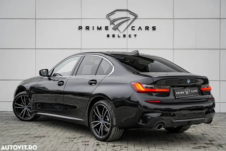 BMW Seria 3 din 2021 cu 79.850 km - oferta BMW165812 - foto 3