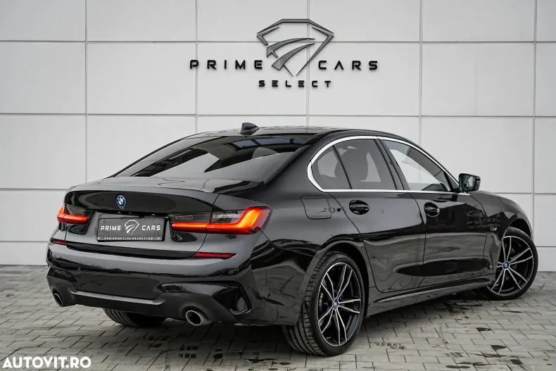BMW Seria 3 din 2021 cu 79.850 km - oferta BMW165812 - foto 4