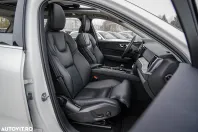 Volvo XC60 din 2022 cu 106.450 km - oferta VOL165813 - foto 12
