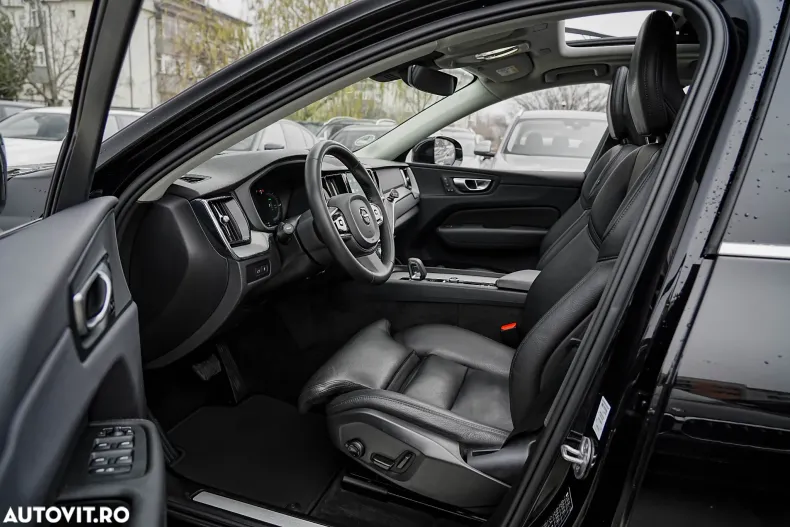 Volvo XC60 din 2023 cu 121.450 km - oferta VOL165814 - foto 19
