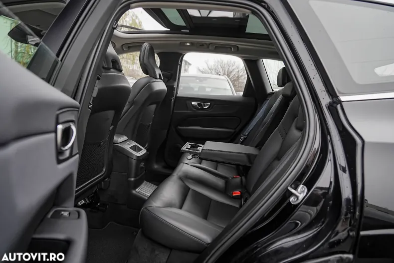 Volvo XC60 din 2023 cu 121.450 km - oferta VOL165814 - foto 21