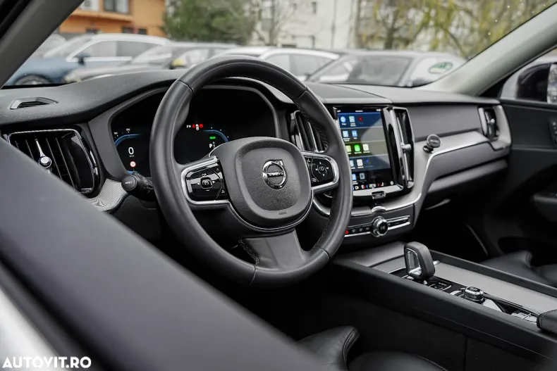 Volvo XC60 din 2023 cu 121.450 km - oferta VOL165814 - foto 24