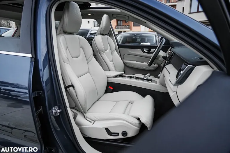Volvo XC60 din 2022 cu 147.930 km - oferta VOL165816 - foto 9