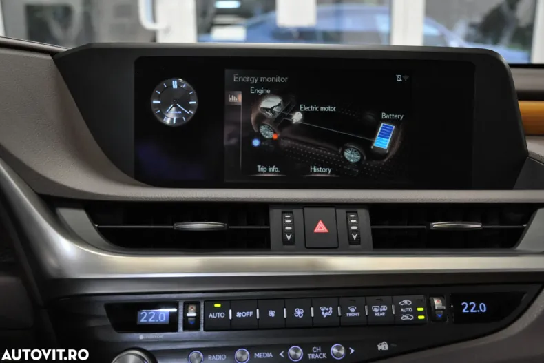 Lexus Seria ES din 2020 cu 56.000 km - oferta LEX165823 - foto 19