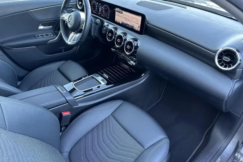 Mercedes-Benz A din 2025 cu 17.747 km - oferta MER165829 - foto 13